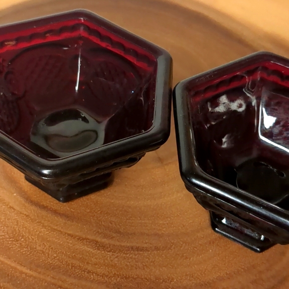 Vintage Avon Cape Cod Glass Ruby Red - Picture 2 of 3